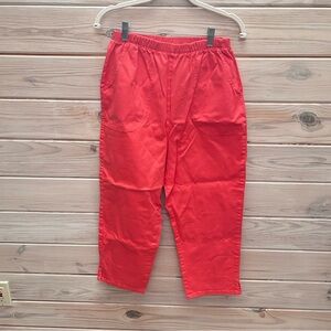 NWOT D&Co Coral / Pink Pants Size M